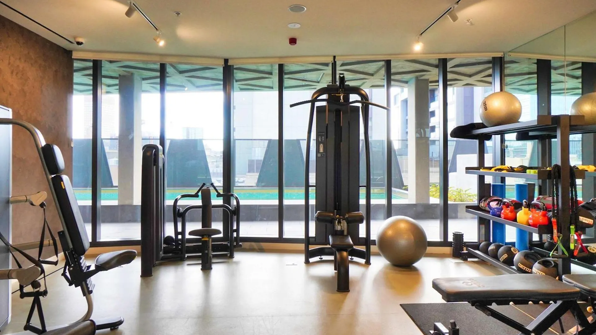דירה Heart Of Adelaide - 2Br Rundle Mall Apt With Gym