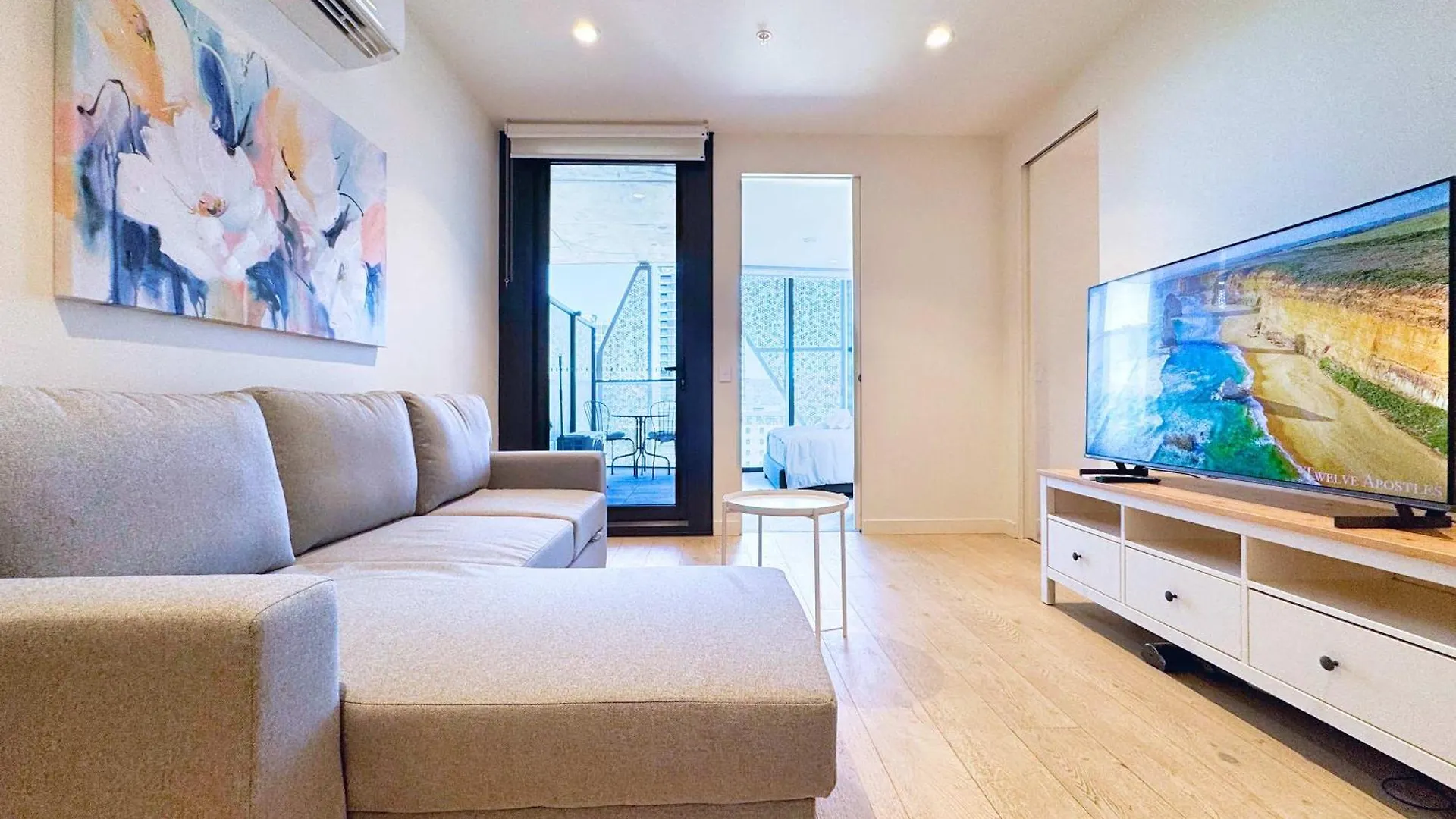 Heart Of Adelaide - 2Br Rundle Mall Apt With Gym 0*,