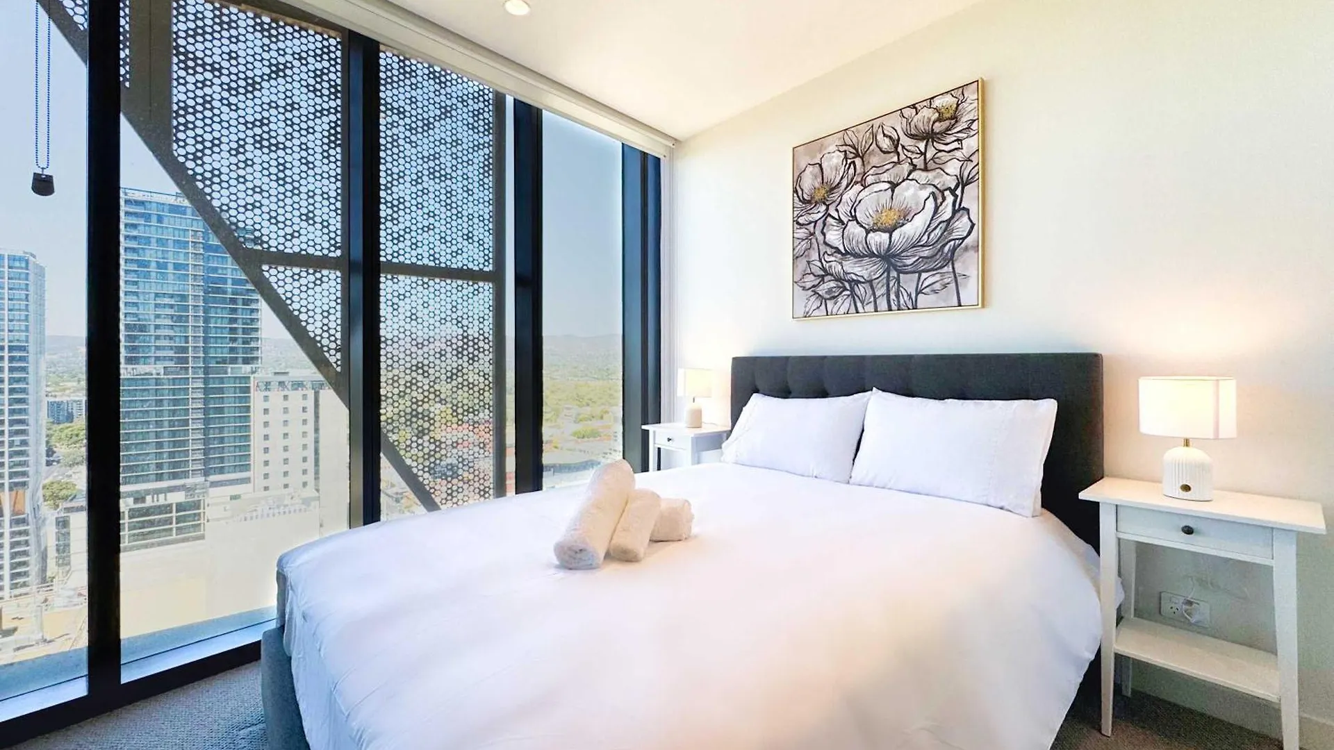Heart Of Adelaide - 2Br Rundle Mall Apt With Gym